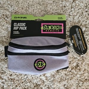 New Dakine Classic Hip Pack In Light Purple